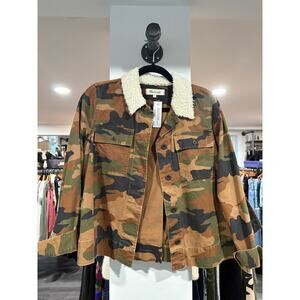 SOLD Madewell Camo Sherpa Trim Jacket Size S